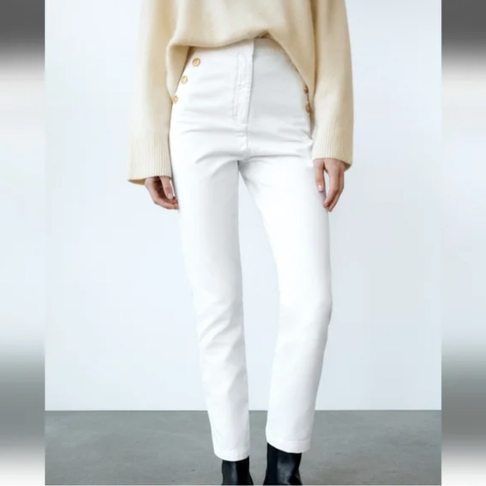 Zara Gold Button Straight Leg White Jeans Women’s High Rise Size XL